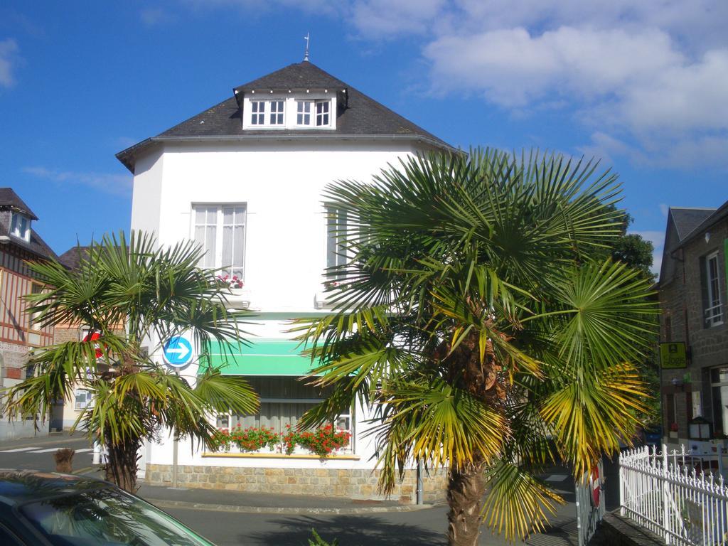 A L'Abri Des Vents Bed & Breakfast Сан-Жан-льо-Тома Екстериор снимка