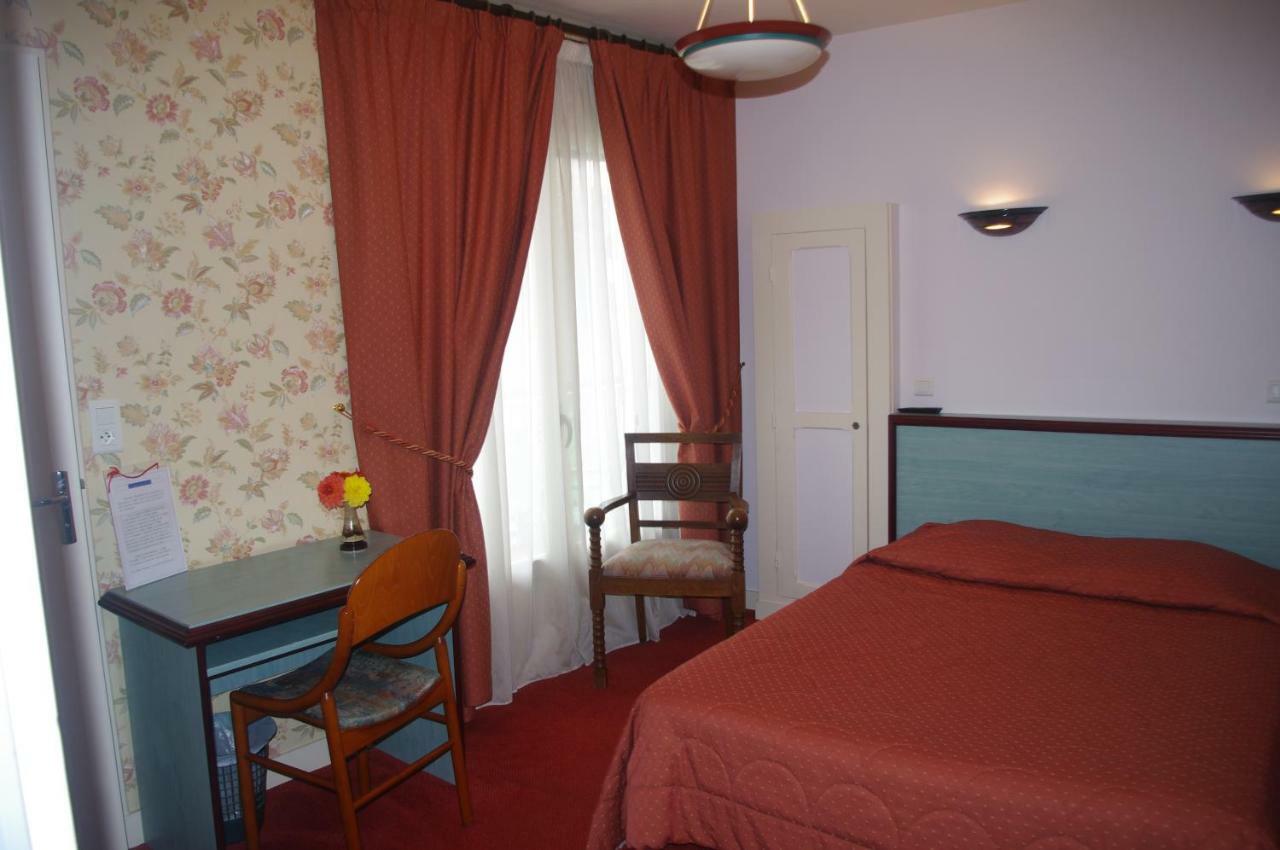 A L'Abri Des Vents Bed & Breakfast Сан-Жан-льо-Тома Екстериор снимка